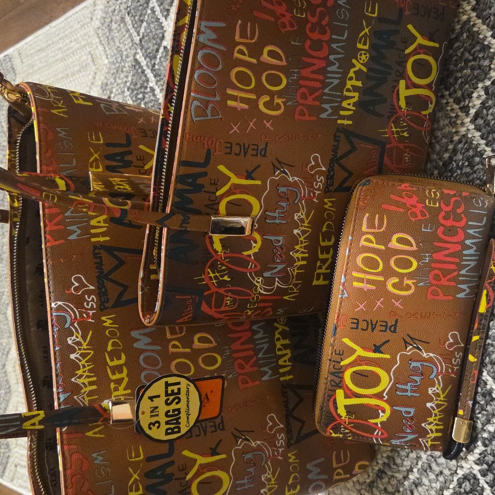 Tan multi-color graffiti Art Vegan Leather tote shopper set, Brand New.